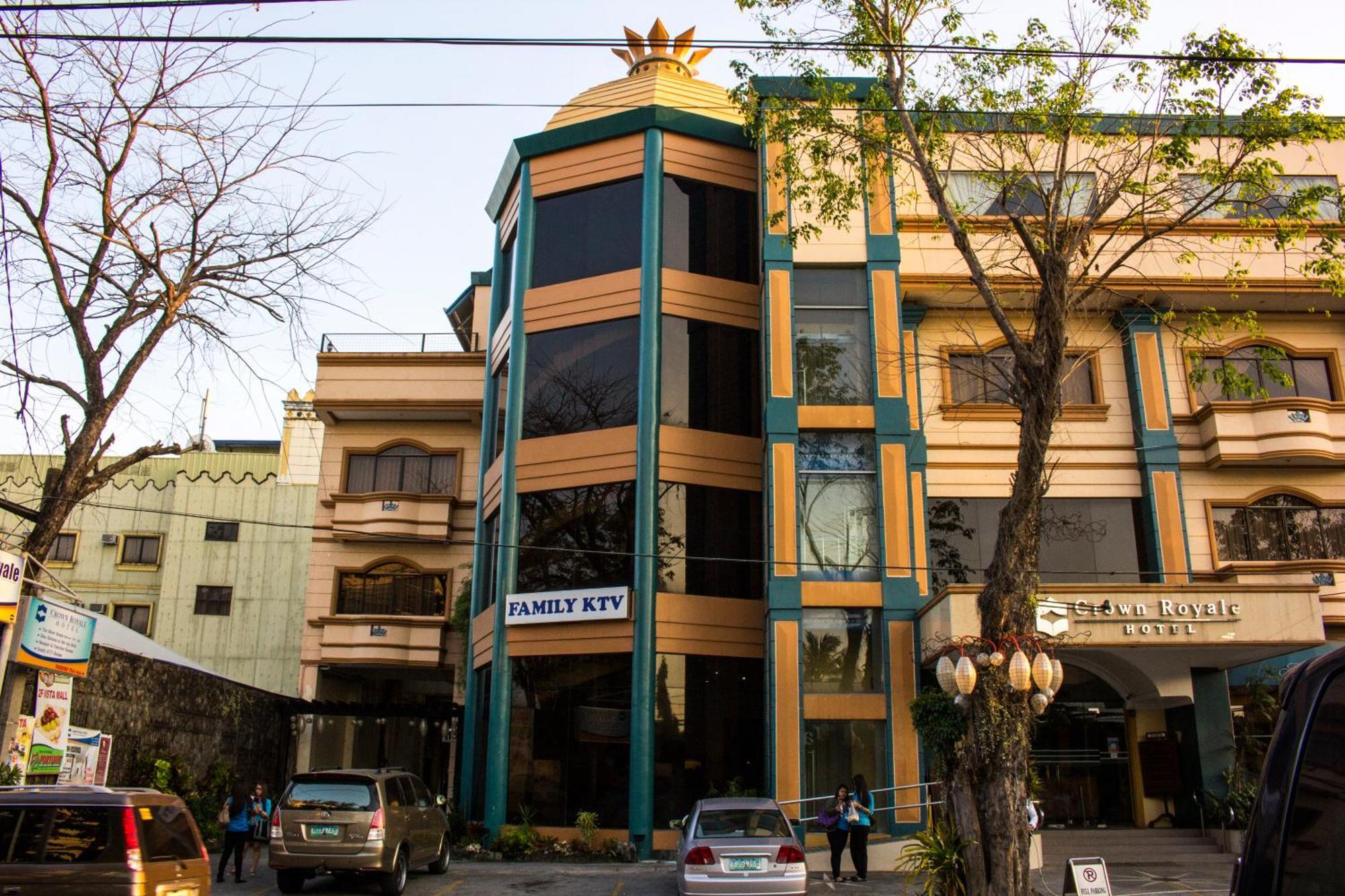 Crown Royale Hotel Balanga Exterior foto